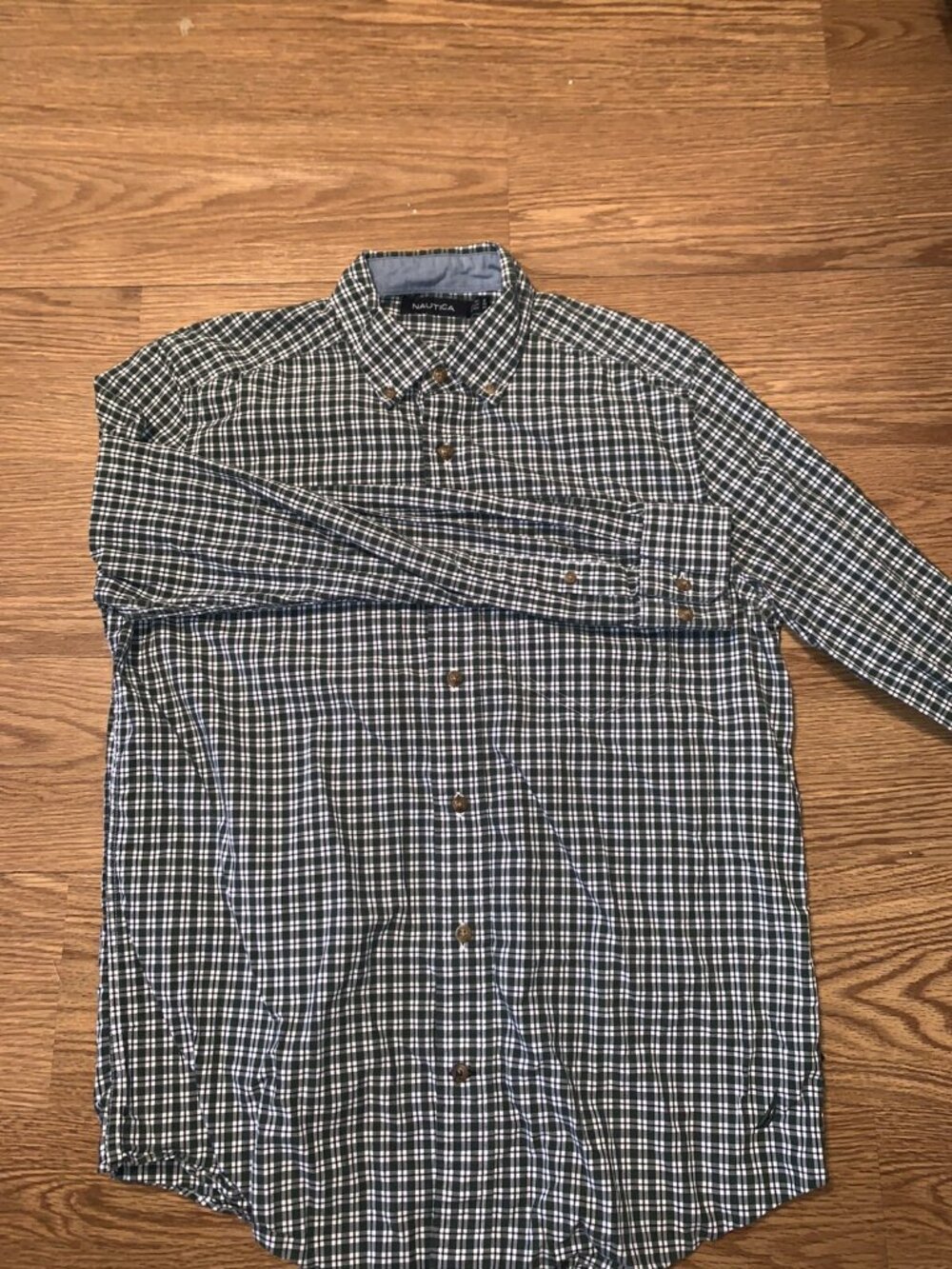 Nautica Button Down Shirt Small Green White Plaid Long Sleeve Mens Casual - Picture 2 of 6